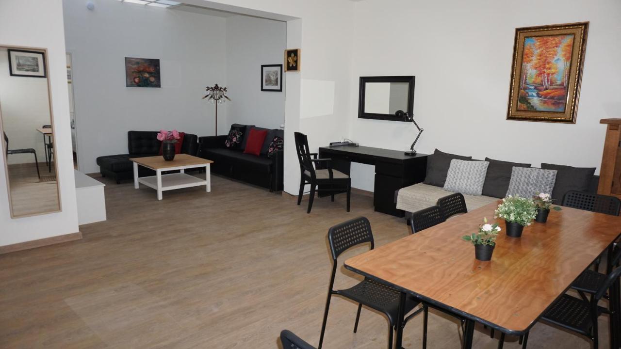 אנטוורפן Сarnot Apartments Zoo Area מראה חיצוני תמונה