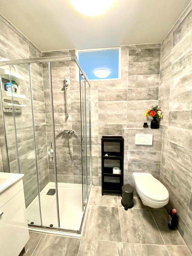 אנטוורפן Сarnot Apartments Zoo Area מראה חיצוני תמונה