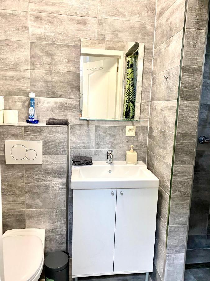 אנטוורפן Сarnot Apartments Zoo Area מראה חיצוני תמונה