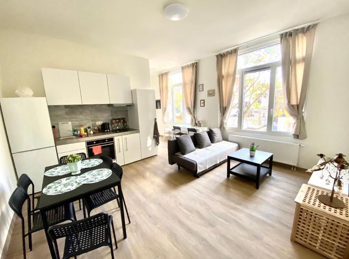 אנטוורפן Сarnot Apartments Zoo Area מראה חיצוני תמונה